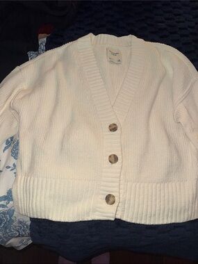 Abercrombie & Fitch Cream Button-Front Ribbed Hem Cardigan